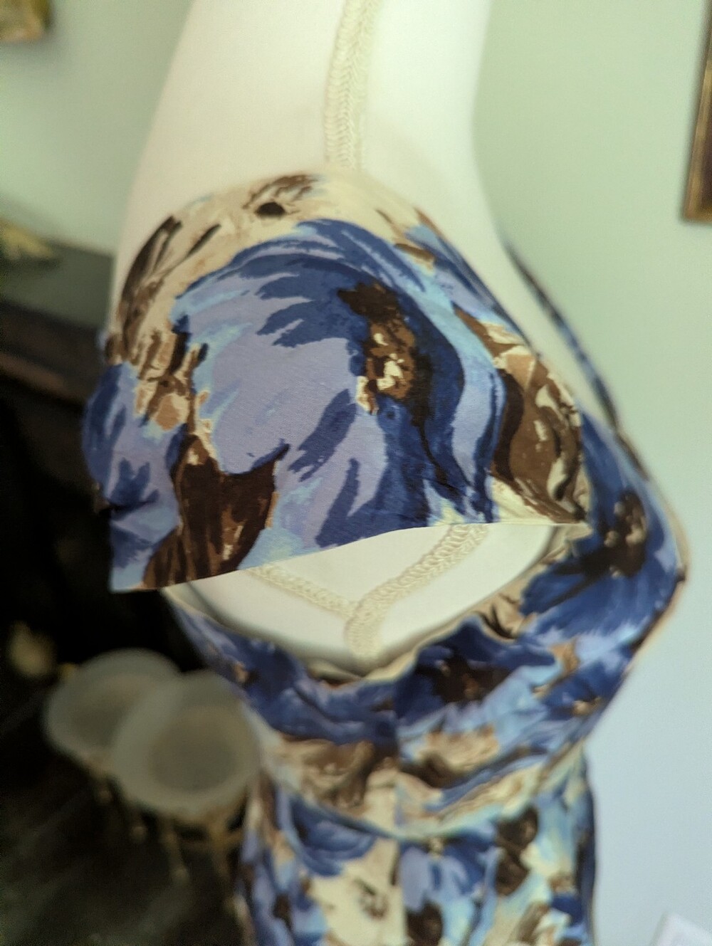 Banana Republic Dress Size 2 Silk Floral 60s Look Shift Dress Pleated Accents - Picture 6 of 13